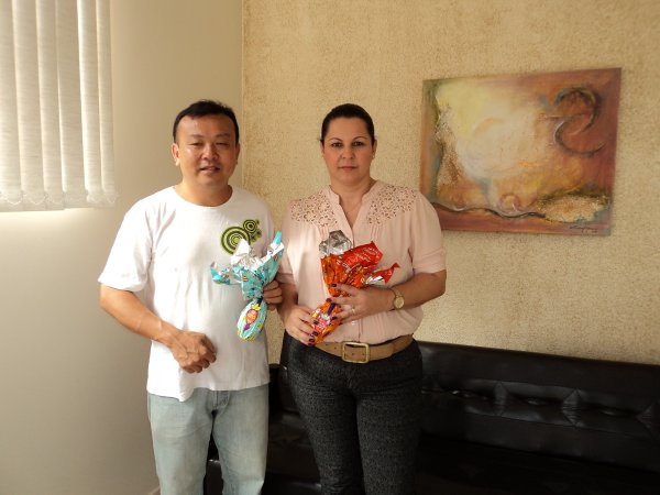 DOAÇÃO DE OVOS DE PÁSCOA - CACAU SHOW DE BASTOS 